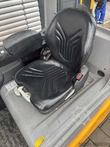 Electric - 3 wheels Jungheinrich EFG 220 464DZ