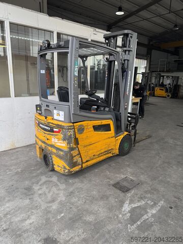 Elektrisch – 3 Räder Jungheinrich EFG 216K