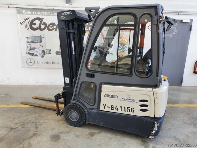 Carrello elevatore frontale Crown SCT6020-1.3 /Triplex: 4.30m /Batterie 2020