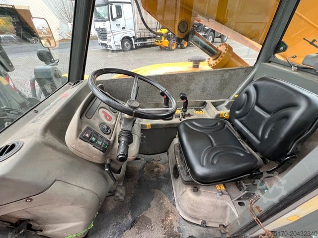 伸缩臂叉装车 DIECI Icarus 40.16 ET 166 / 4.238 h / 2003