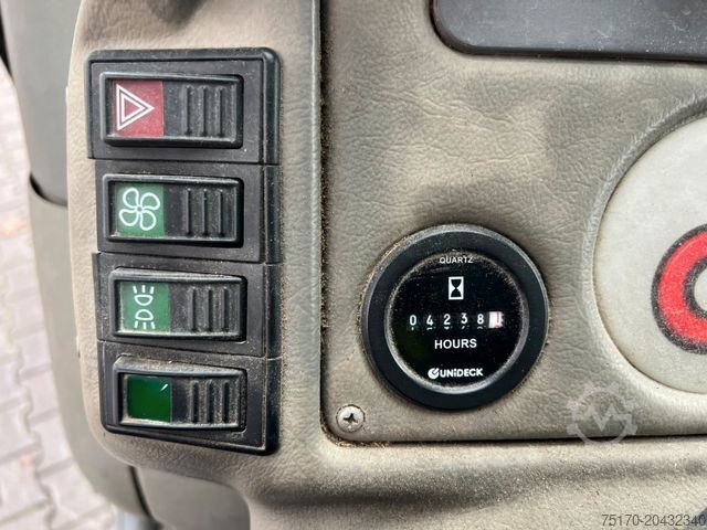 伸缩臂叉装车 DIECI Icarus 40.16 ET 166 / 4.238 h / 2003