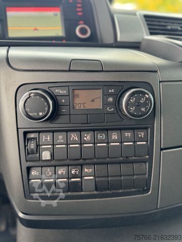 Flatbed truck with tarp MAN TGM 26.340 L / LBW / AHK / LENKACHSE /  KAMERA