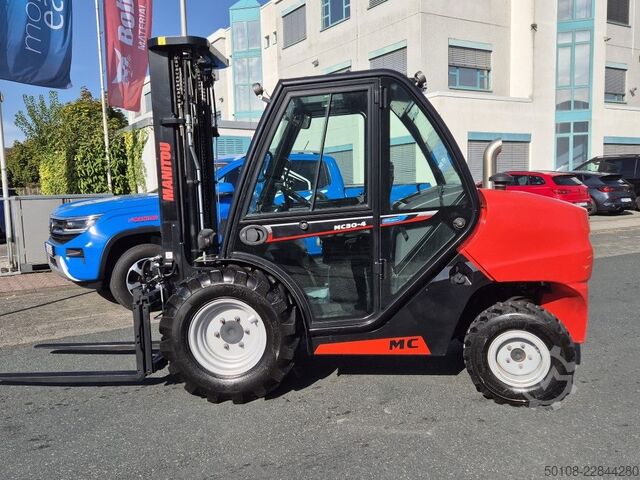 Terenski viljuškar Manitou MC 30-4 ST3A S1