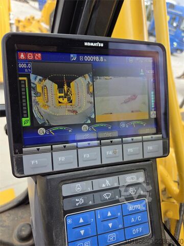  Komatsu PC228USLC-11E0