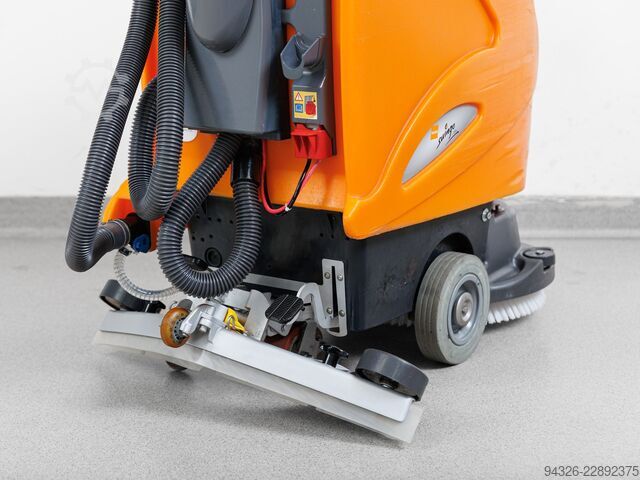 TASKI SWINGO 755 B BATERI TË REJA Taski Swingo 755 B - 2018y - 1935m²/h