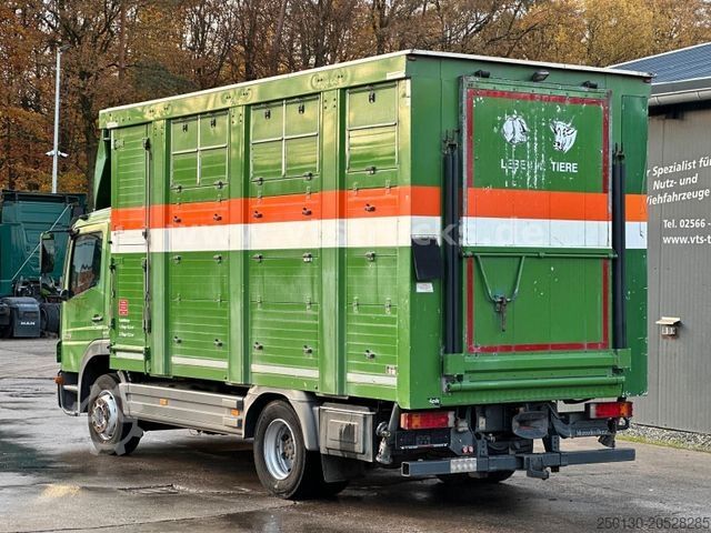Viehtransporter LKW MERCEDES-BENZ Atego 1226 4x2 2-Stock Westrick Viehtransporter