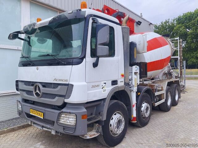 Mixer Mercedes-Benz Actros 3241  Putzmeister M24/3  2013 8X4