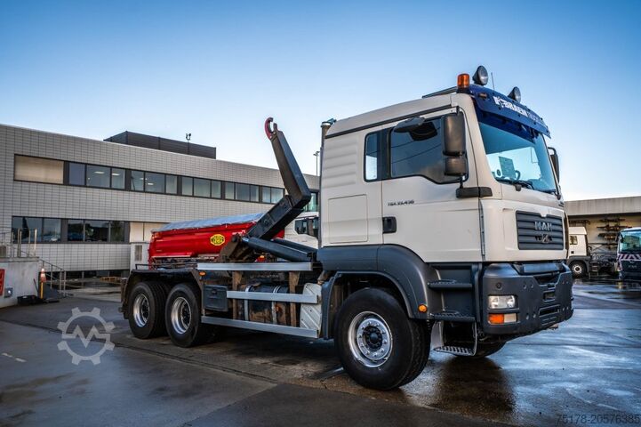 Sistema de braço de gancho MAN TGA 33.430 BB