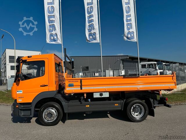 Dreiseitenkipper LKW MERCEDES-BENZ 1224 Meiller Kipper/2 x AHK/NL 5,7 to/Nur 11 tkm