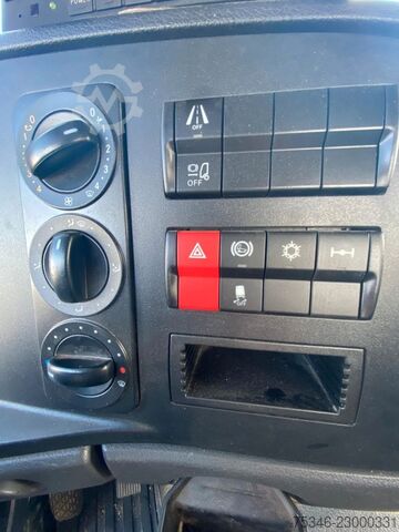 Camión volquete trilateral MERCEDES-BENZ 1224 Meiller Kipper/2 x AHK/NL 5,7 to/Nur 11 tkm