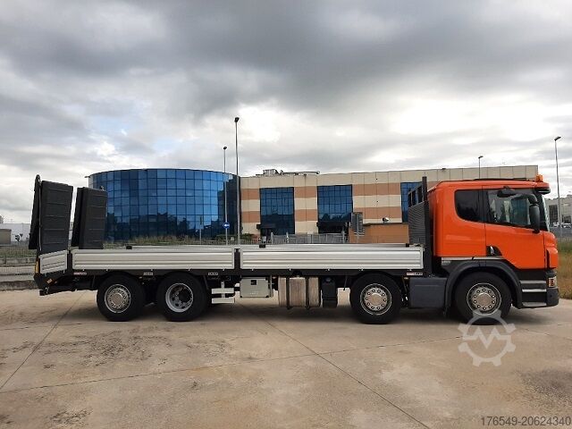 PLATAFORMA CON RAMPAS SCANIA P 450 8x2