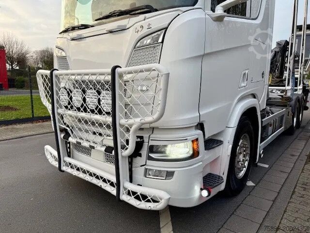 Holztransporter Scania R650 V8 6x4/Retarder/Kran Loglift S96/Eu6