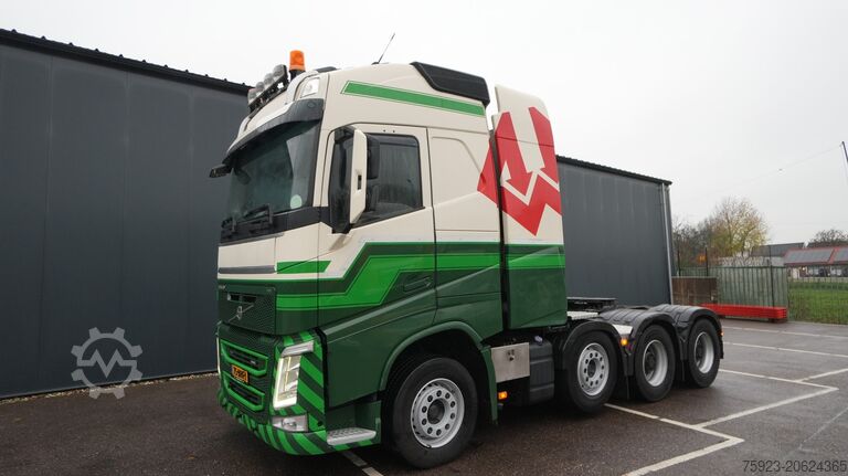 Padrão-SZM Volvo FH 540 8X4 130T GLOBETROTTER