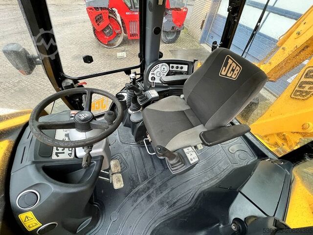 Combinação escavadora/carregador JCB 3 CX Super