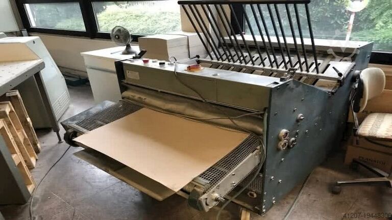 Falzmachine Meccanotecnica Lega 80 - Pressstation