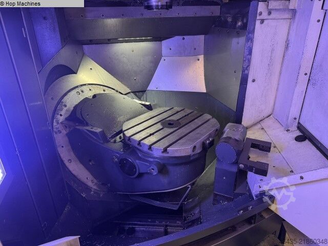 Pusat permesinan - vertikal DECKEL MAHO DMU 40 Evo