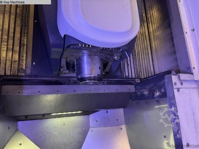 Pusat permesinan - vertikal DECKEL MAHO DMU 40 Evo