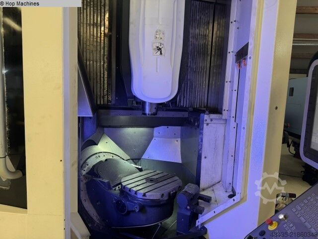 Pusat permesinan - vertikal DECKEL MAHO DMU 40 Evo