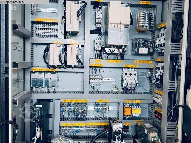 Trung tâm gia công - dọc HURCO VMX50i
