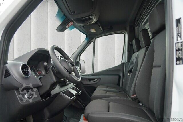 高顶厢式货车 Mercedes-Benz Sprinter 317 CDI Hochdach L2H2 Pro
