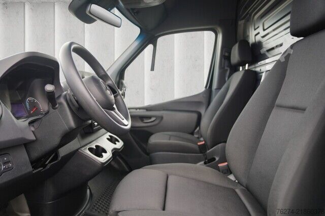 Panel van Mercedes-Benz eSprinter 312 Kasten Hochdach Standard