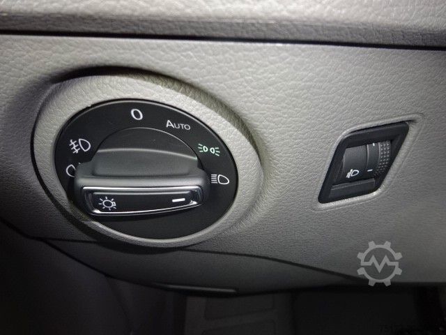 Kombi z visokim stropom VOLKSWAGEN Crafter Kasten 35 Trendline lang Superhochdach