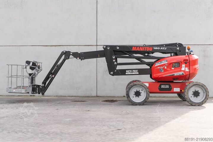 Leddelt teleskopisk arbejdsplatform Manitou 180 ATJ RC