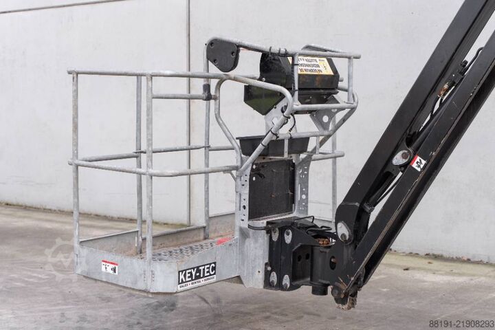 Leddelt teleskopisk arbejdsplatform Manitou 180 ATJ RC