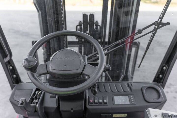 вилочный погрузчик Manitou MI 25 D