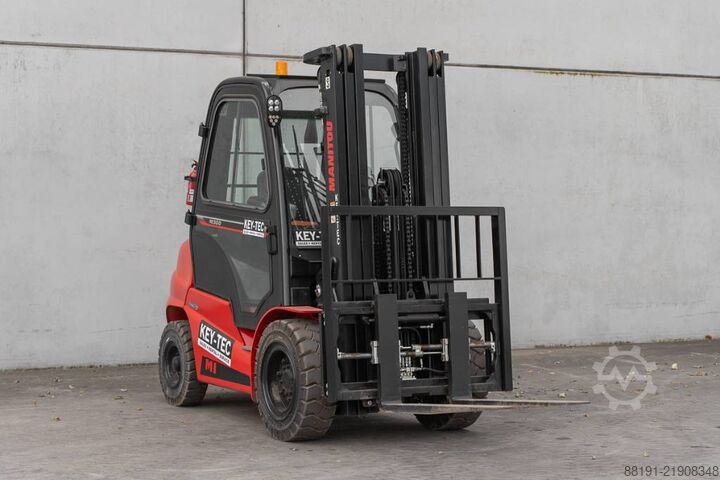 вилочный погрузчик Manitou MI 30 D