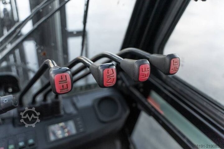 вилочный погрузчик Manitou MI 25 D