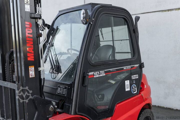 вилочный погрузчик Manitou MI 25 D