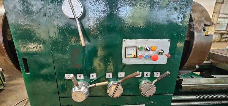 Токарный станок с полым шпинделем SARO SBF 710X2000