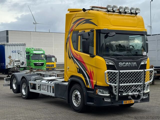 Šasija ar kabīni Scania R650 V8 6x2 WB 4.95mtr Retarder Full Air