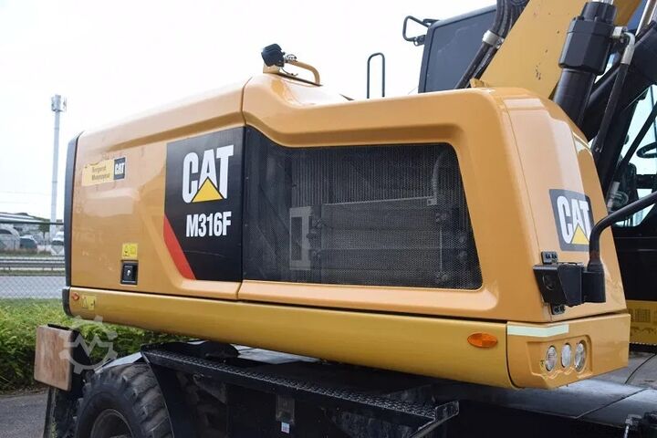 Riteņu ekskavators Caterpillar Caterpillar M316F