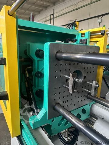 Injection molding machine Arburg 270C 400-70