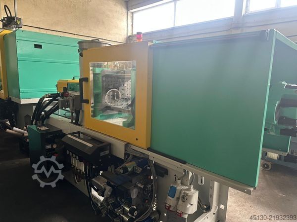 Injection molding machine Arburg 270C 400-70