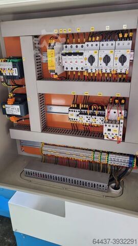 サイクル制御旋盤 FAT TUR 63A x 3000