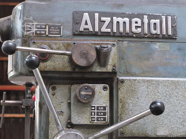 Stebrni vrtalnik Alzmetall AB4/SV