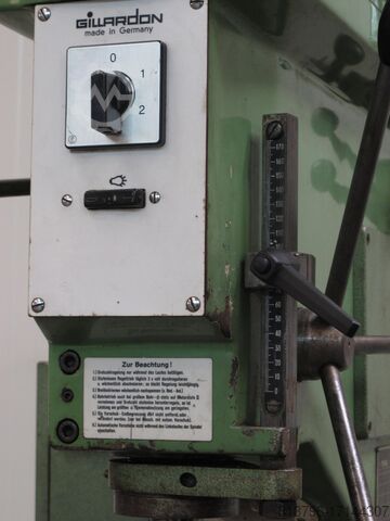 Stebrni vrtalnik Alzmetall AB4/SV