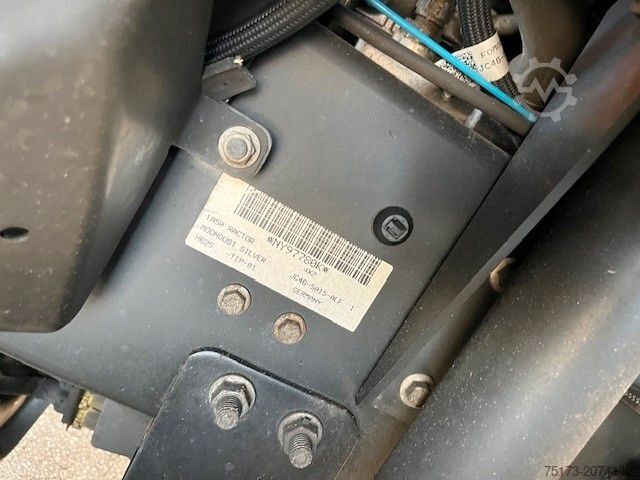 Стандардна влечна единица FORD F-Max Sattelzugmaschine