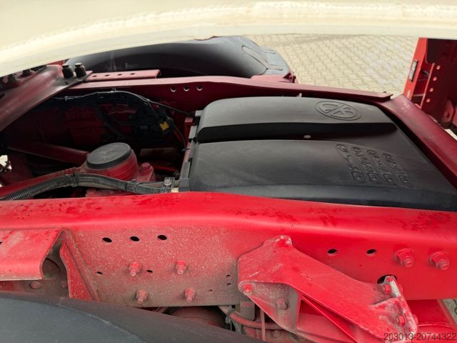 Štandardný ťahač DAF XF480 FT 4x2 SZM Euro 6 ADR