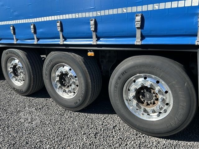 Semirremolque abierto con toldo Schmitz Cargobull SCS 24 Rungentaschen Alufelgen Palettenkasten