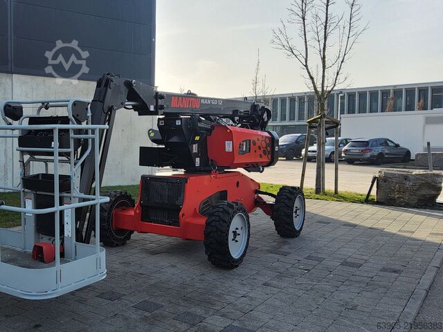 Teleskopiskā darba platforma Manitou MANGO 12