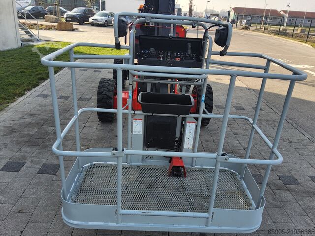 Teleskopiskā darba platforma Manitou MANGO 12