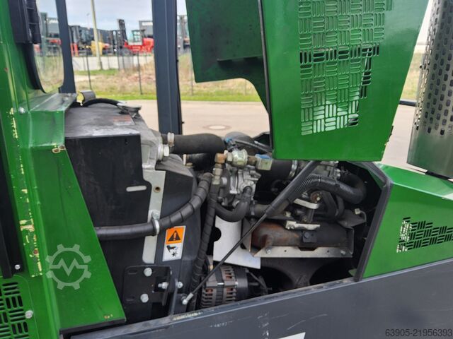 مكدس ذو 4 اتجاهات Combilift C 4500
