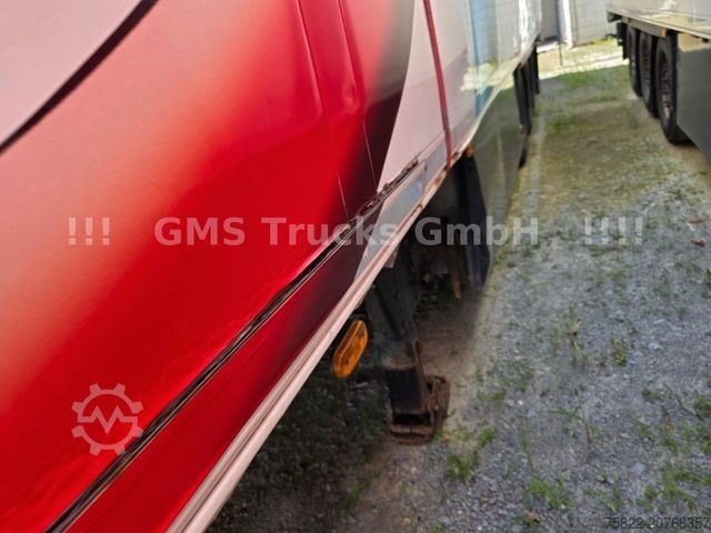 Kylmäkuljetuspuoliperävaunu SCHMITZ CARGOBULL Frigo Thermo King / Multi Temp / DS