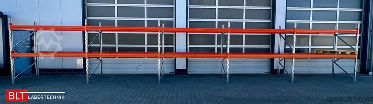 Raskas teollisuushylly ca. 100,16 lfm. Palettenregale H: 250 cm Fachlast: 3000 kg , 324 Palettenplätze