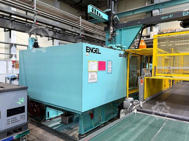 Máquina de moldagem por injeção Engel DUO 5550/650 pico