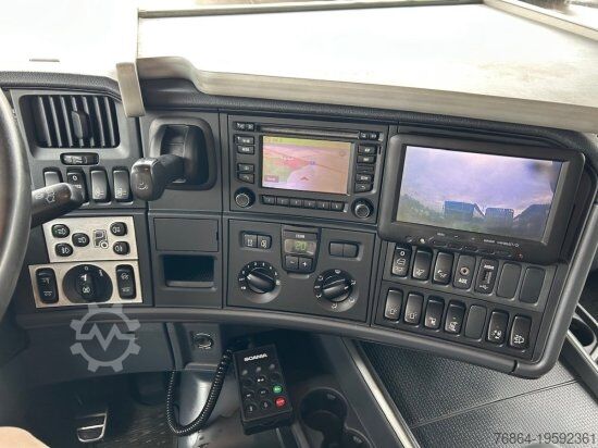 Camión volquete SCANIA R560 8X2, SCHROTTKRAN, E5, LENK-LIFT-ACHSE